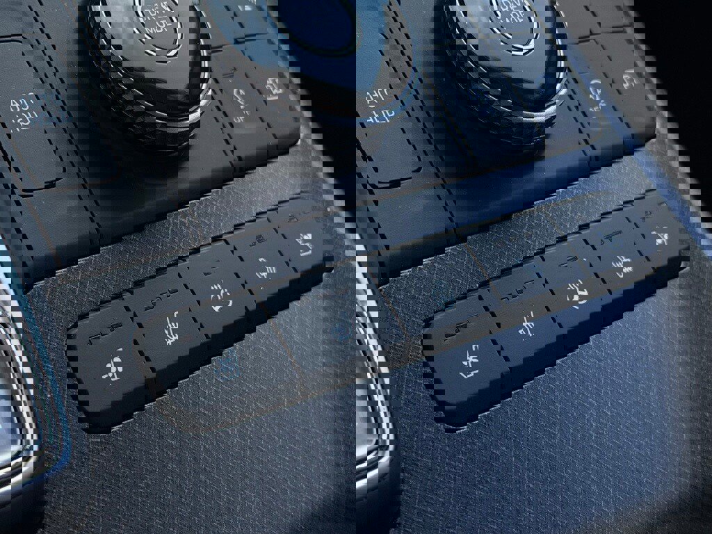 Used 2024 Hyundai Palisade Limited image 17