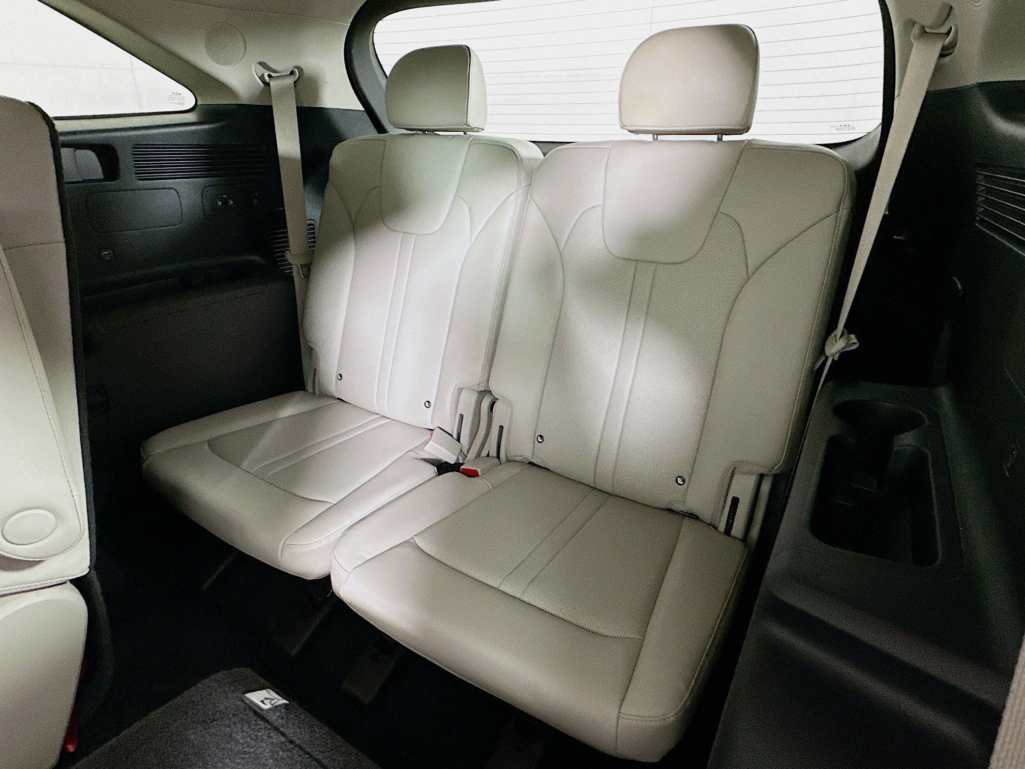 Used 2024 Kia Sorento SX Prestige image 29