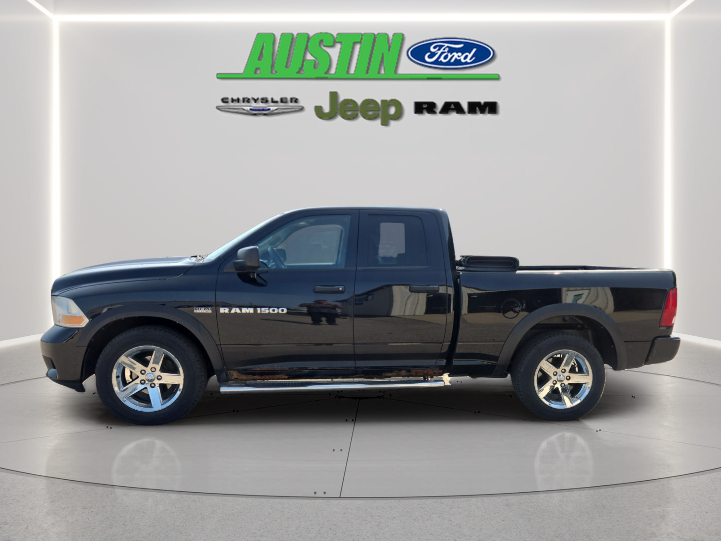 Used 2012 RAM 1500 Express AWD/4WD image 2