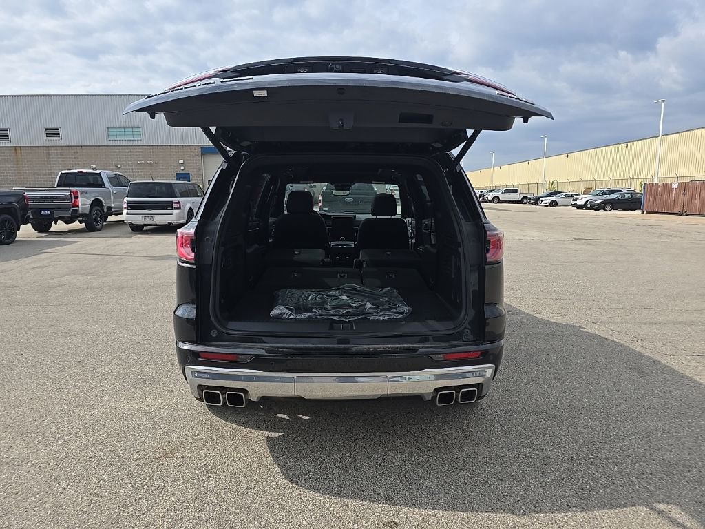 Used 2025 GMC Acadia Denali w/ Super Cruise Package AWD/4WD image 6