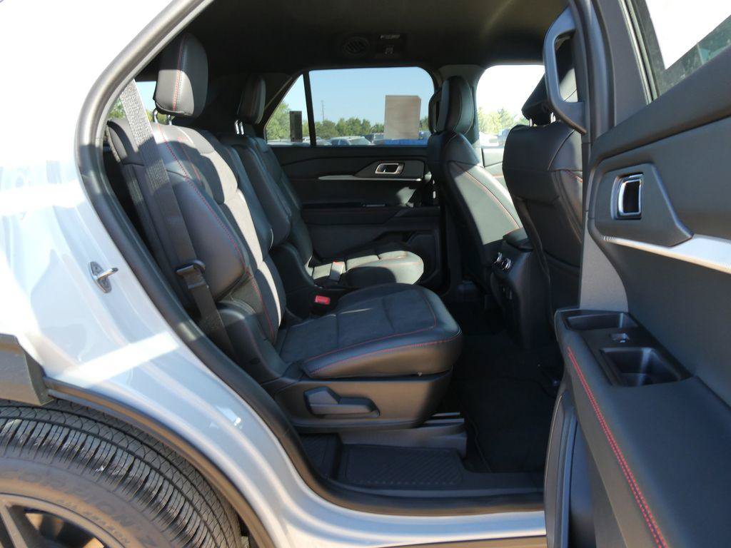 New 2027 Ford Explorer ST AWD/4WD image 11