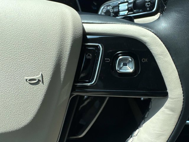 New 2025 Lincoln Corsair Reserve w/ Equipment Group 202A image 25