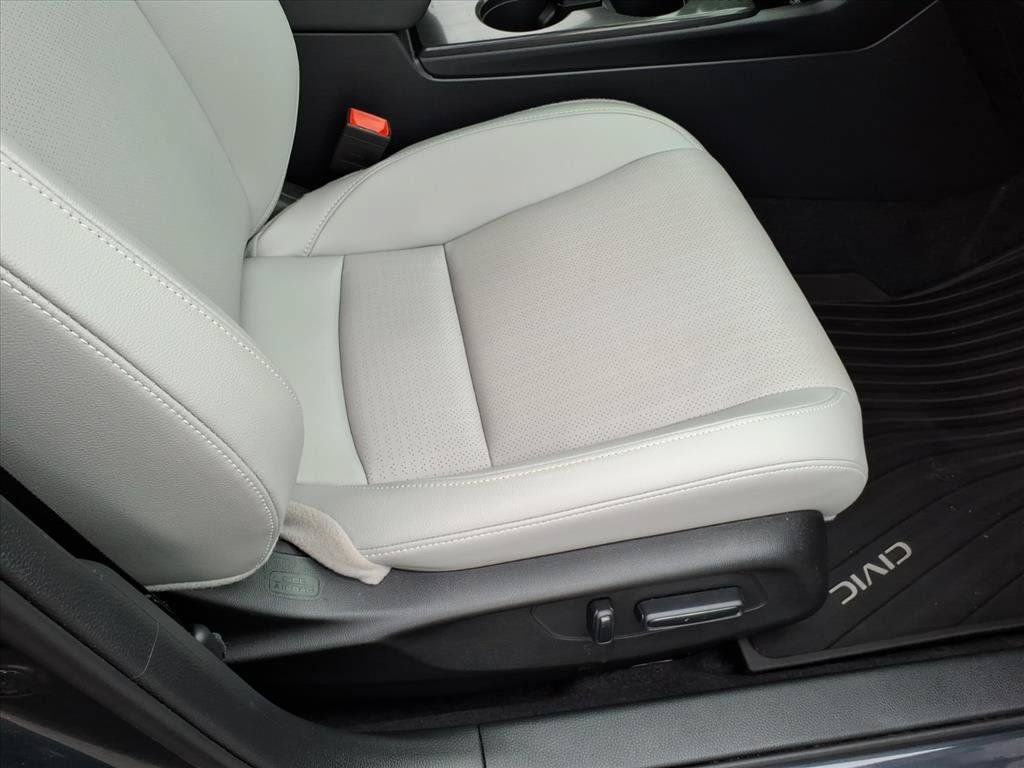 Used 2025 Honda Civic FWD Hybrid Sedan image 14