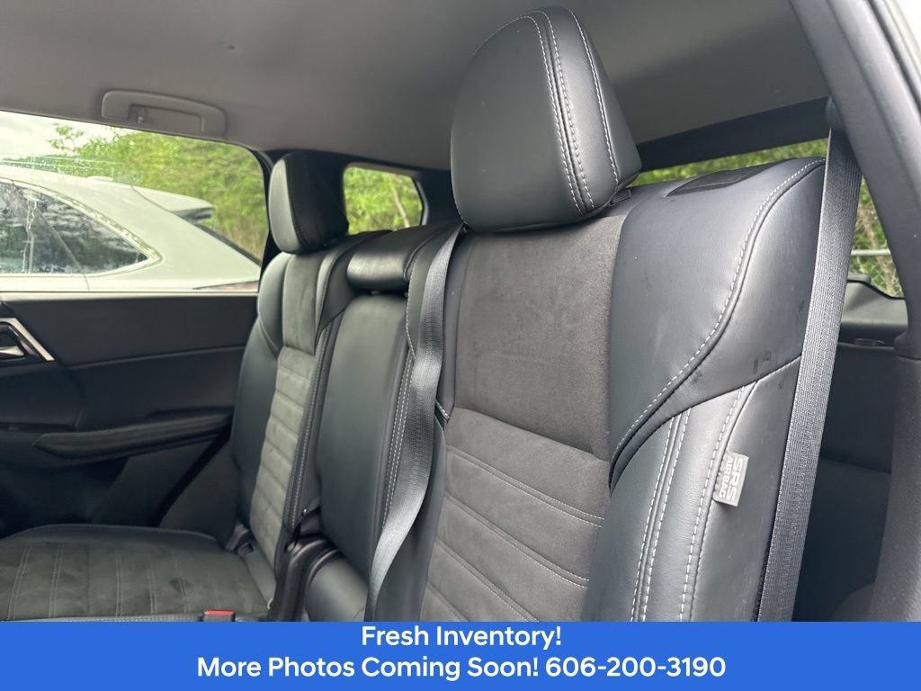 Used 2024 Mitsubishi Outlander SE AWD/4WD image 11