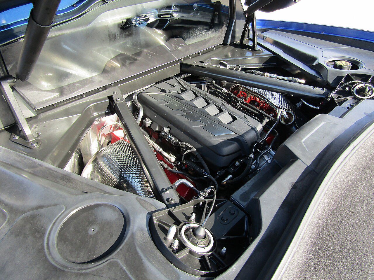 Used 2022 Chevrolet Corvette Stingray Preferred Cpe w/ Z51 Performance Package RWD image 18