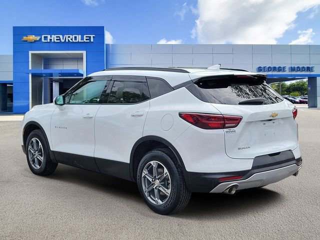 Certified 2023 Chevrolet Blazer LT w/ Convenience Package image 3