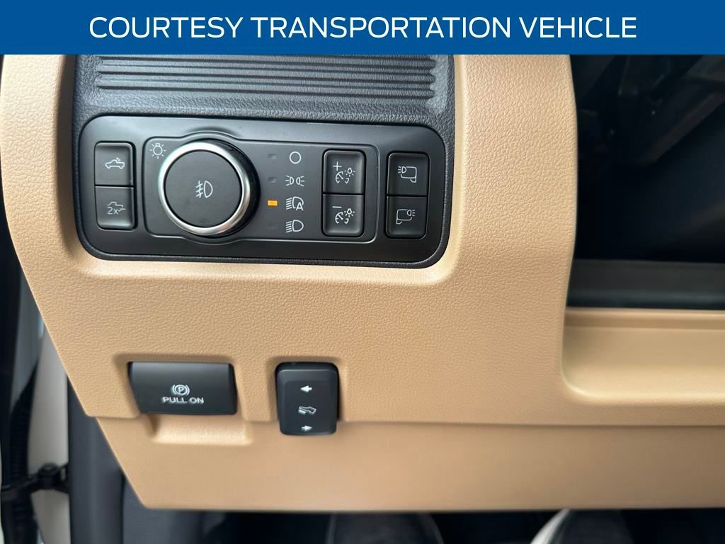 New 2025 Ford F250 Lariat w/ Lariat Ultimate Package image 17