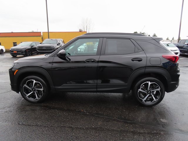 Certified 2023 Chevrolet TrailBlazer RS w/ Convenience Package image 4