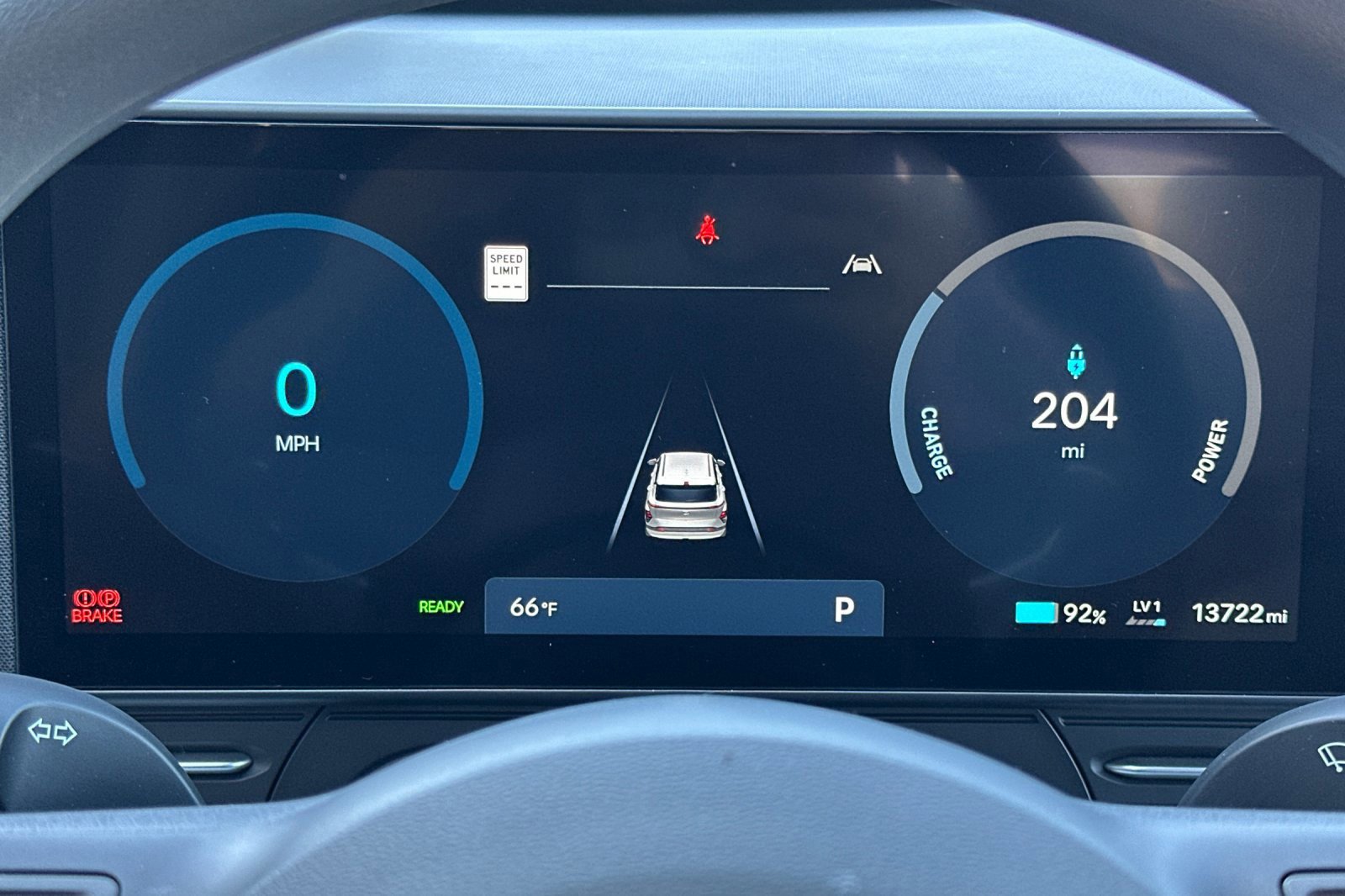 Used 2024 Hyundai Kona SE image 25