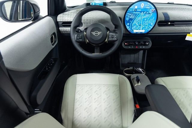 Used 2025 MINI Cooper S image 4