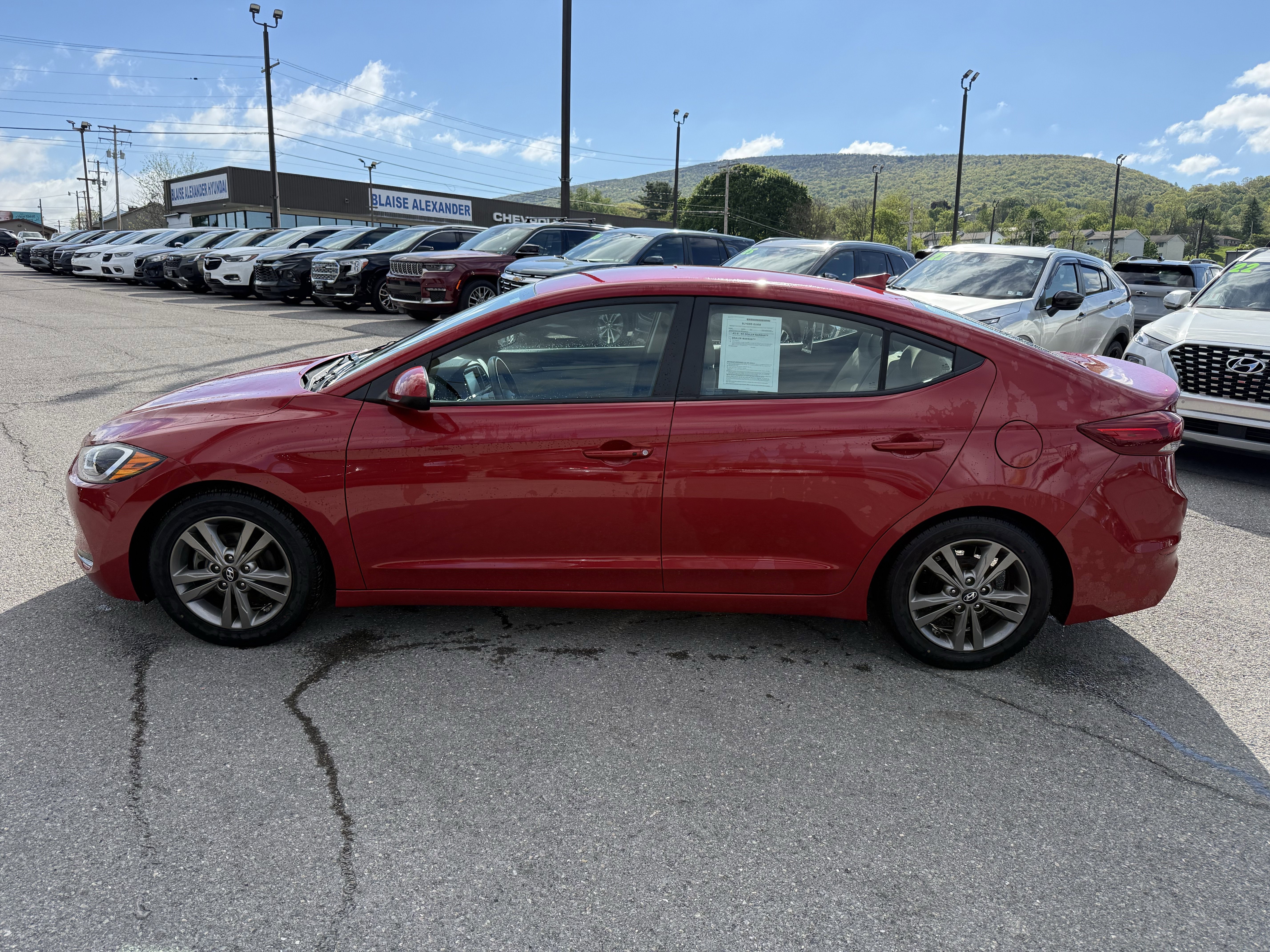 Used 2017 Hyundai Elantra SE w/ SE A/T Tech Package 03 FWD image 5
