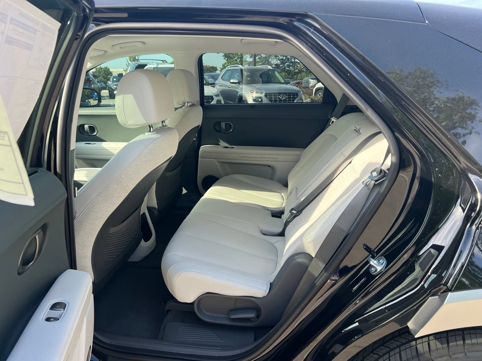New 2027 Hyundai Ioniq 5 Limited RWD image 17