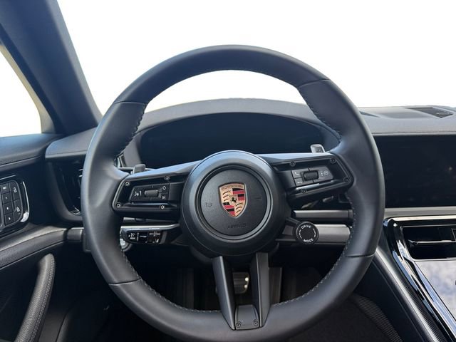 Used 2026 Porsche Panamera 4 image 14