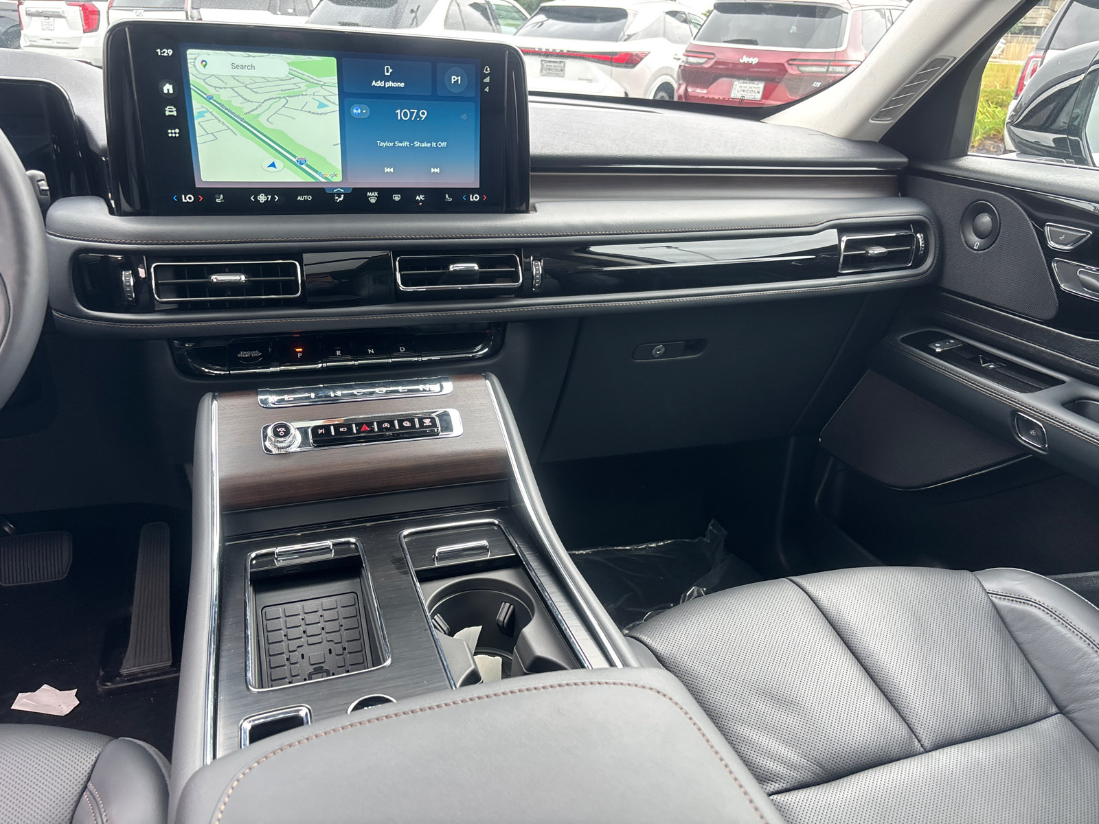 New 2027 Lincoln Aviator Reserve AWD/4WD image 28
