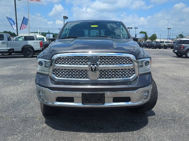 Used 2018 RAM 1500 Laramie w/ Convenience Group AWD/4WD image 4