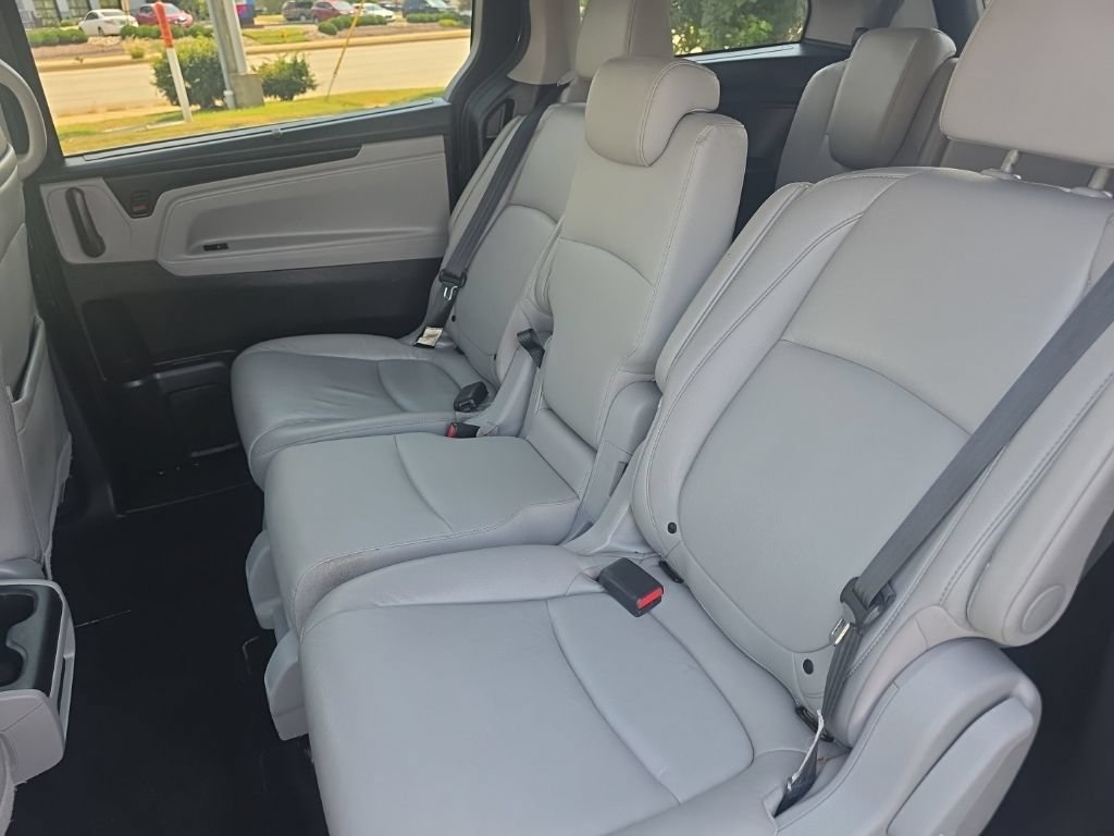 Used 2019 Honda Odyssey EX-L image 12