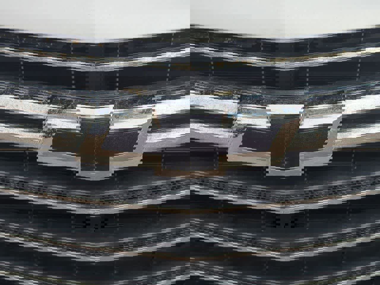 Used 2019 Chevrolet Traverse LT w/ LPO, Floor Liner Package AWD/4WD image 11