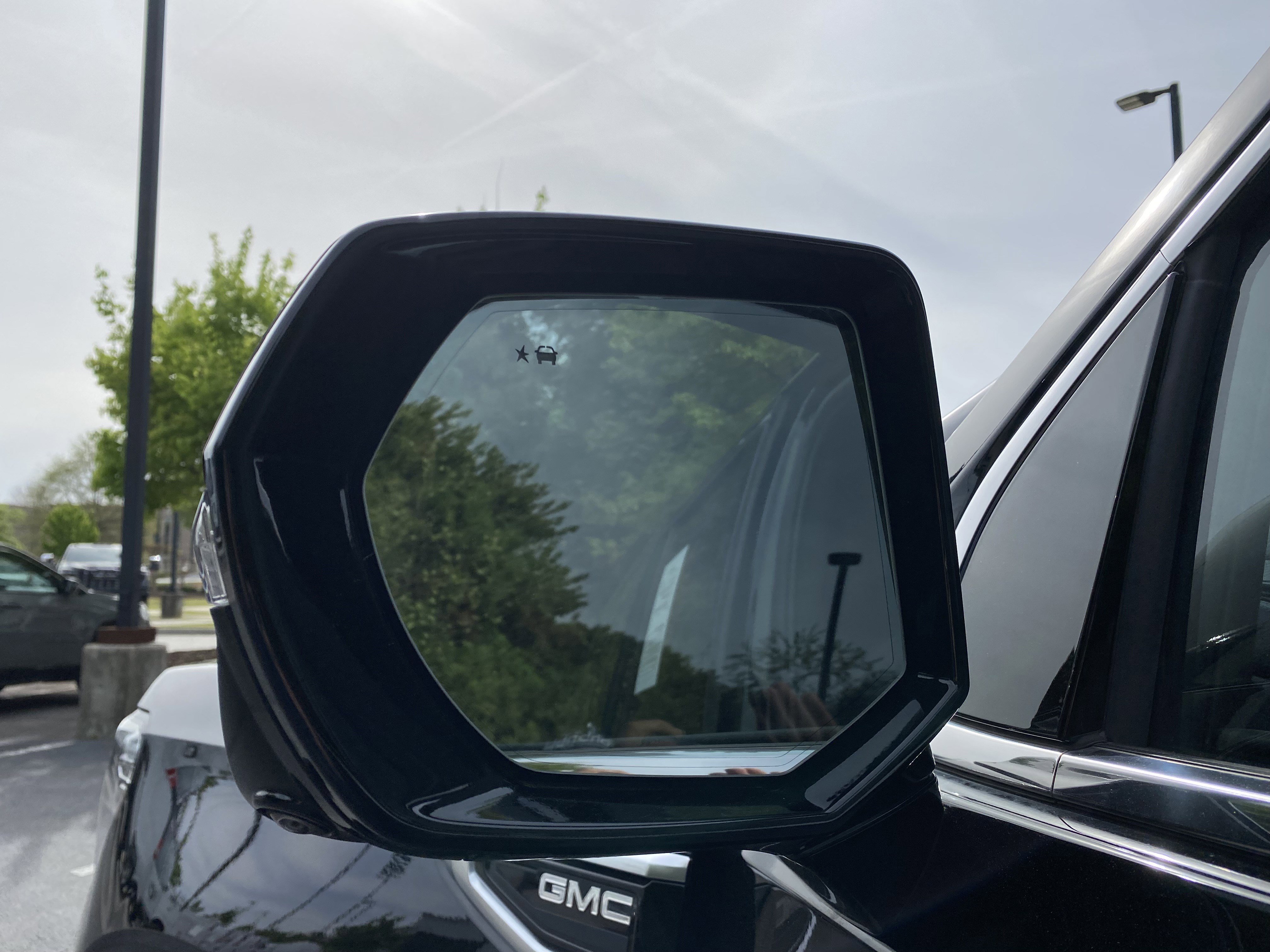 Used 2023 GMC Yukon Denali w/ Denali Reserve Package image 43