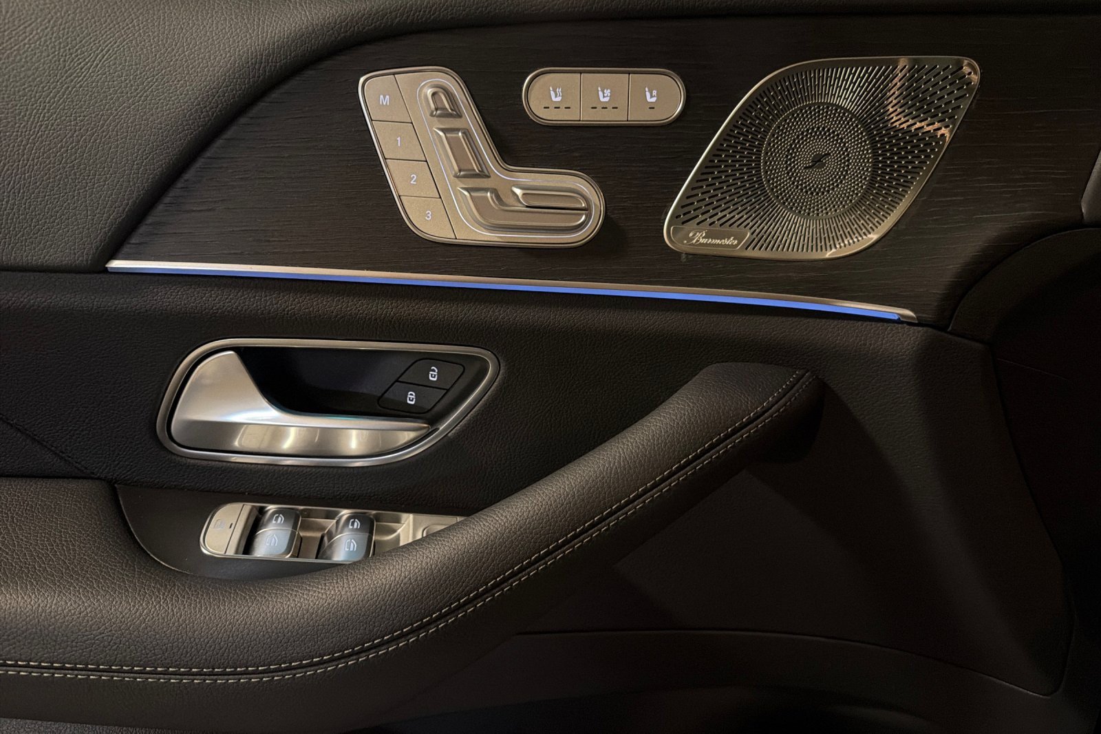 New 2027 Mercedes-Benz GLS 450 4MATIC image 9