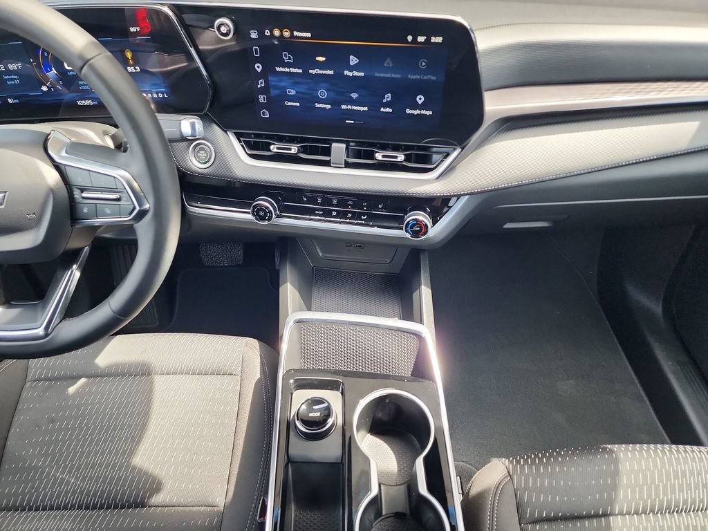 Certified 2026 Chevrolet Equinox LT FWD image 26