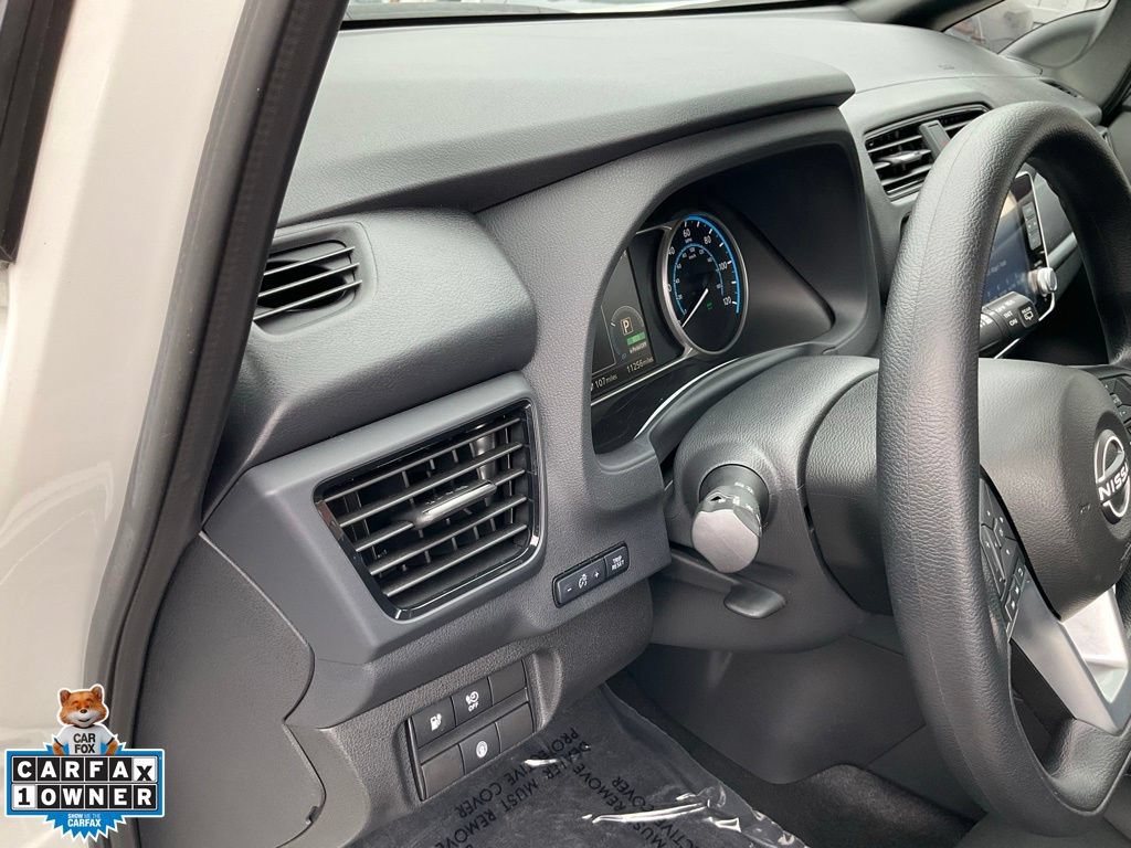 Used 2025 Nissan Leaf S FWD image 18