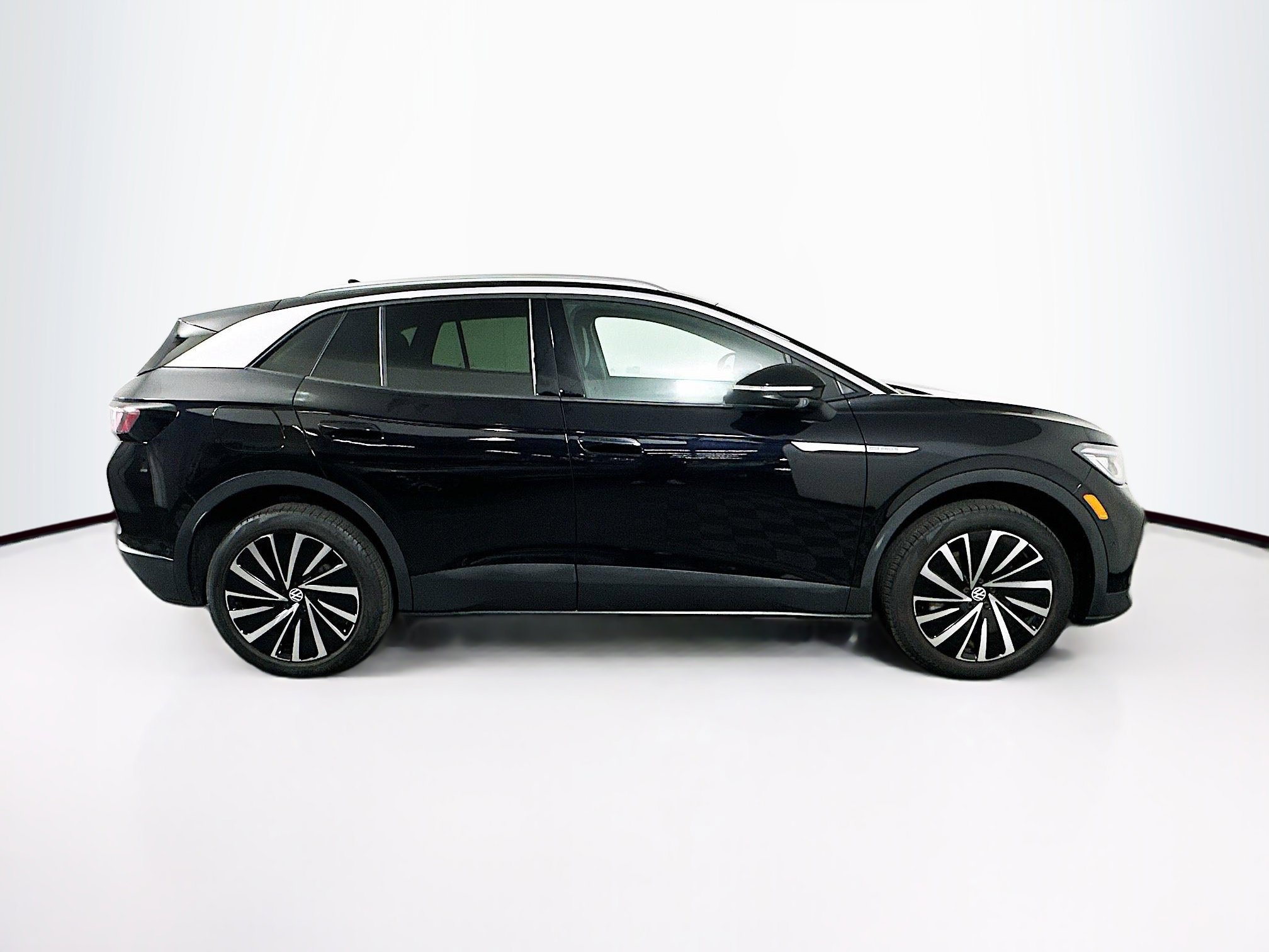 Used 2023 Volkswagen ID.4 Pro S Plus AWD/4WD image 10