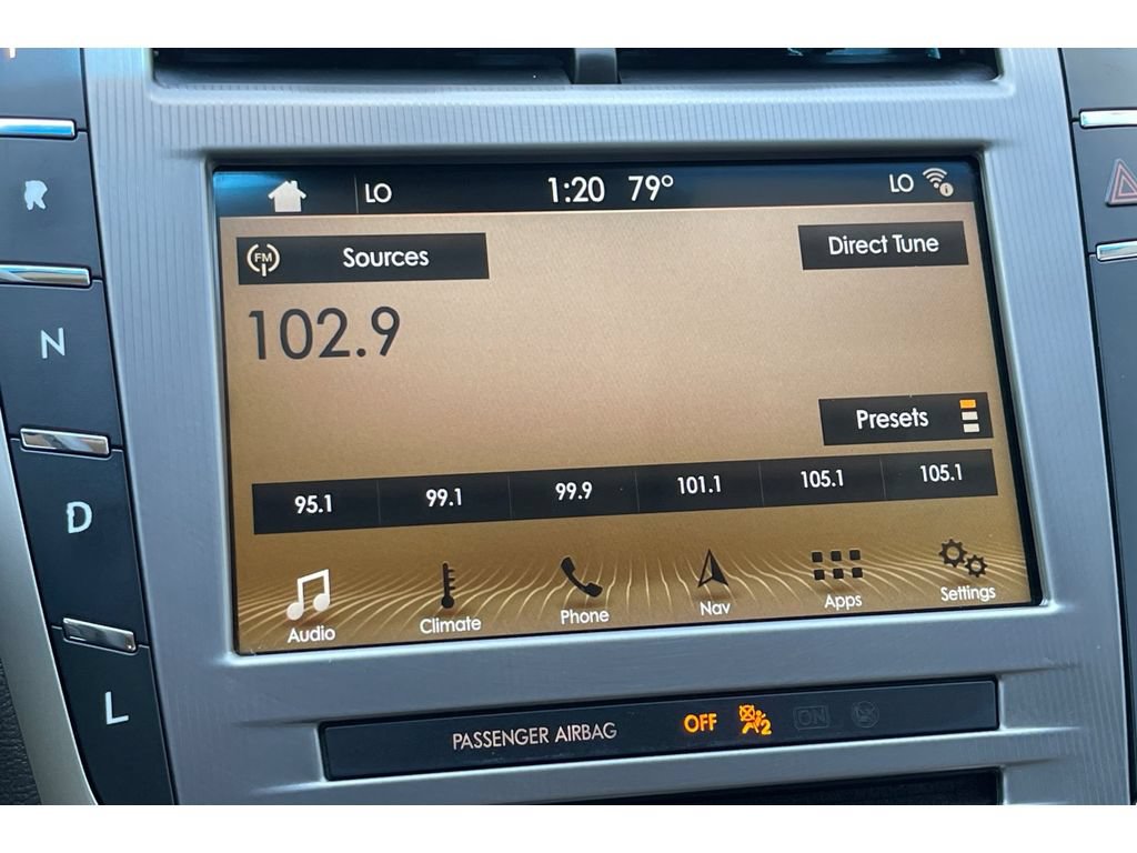 Used 2018 Lincoln MKZ Reserve FWD image 26