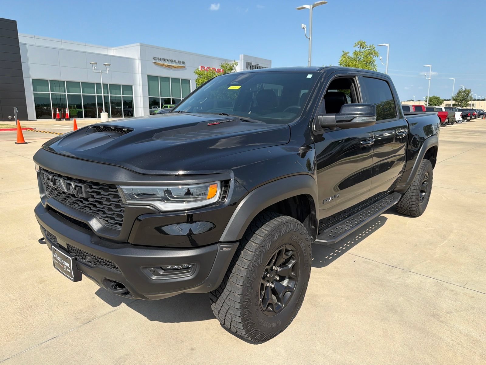 Used 2025 RAM 1500 RHO AWD/4WD image 9