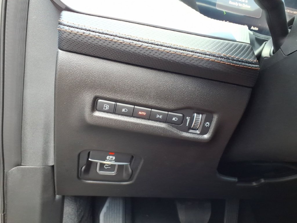 New 2026 Jeep Cherokee Limited AWD/4WD image 16