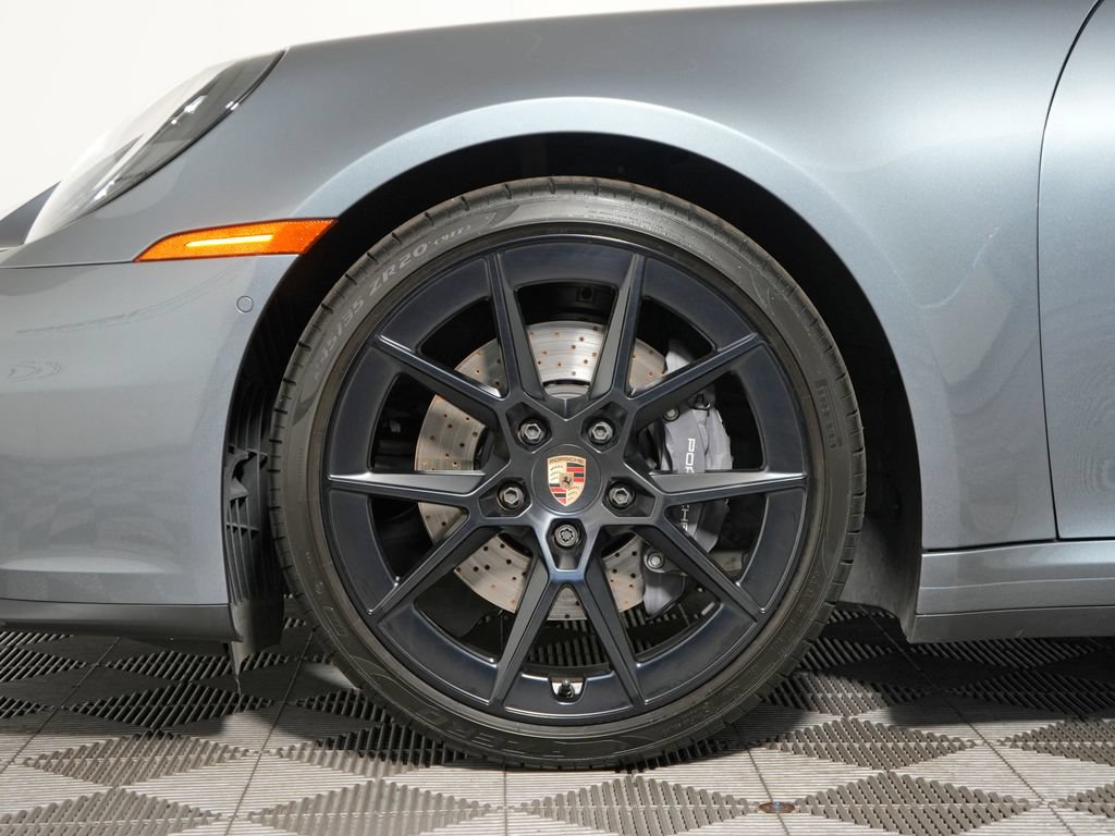 Certified 2025 Porsche 911 Carrera RWD image 20