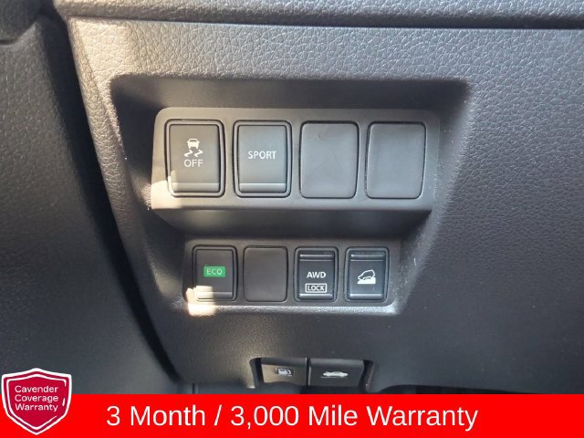 Used 2015 Nissan Rogue SV w/ SV Moonroof Package AWD/4WD image 29