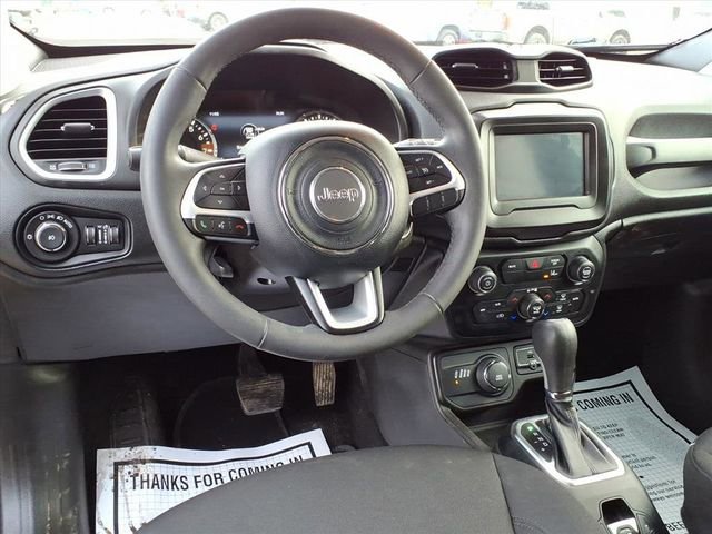 Used 2021 Jeep Renegade Latitude image 11