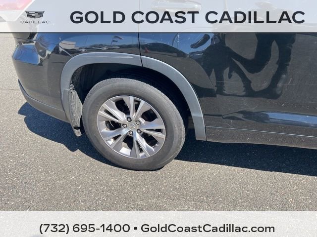 Used 2015 Toyota Highlander XLE AWD/4WD image 6