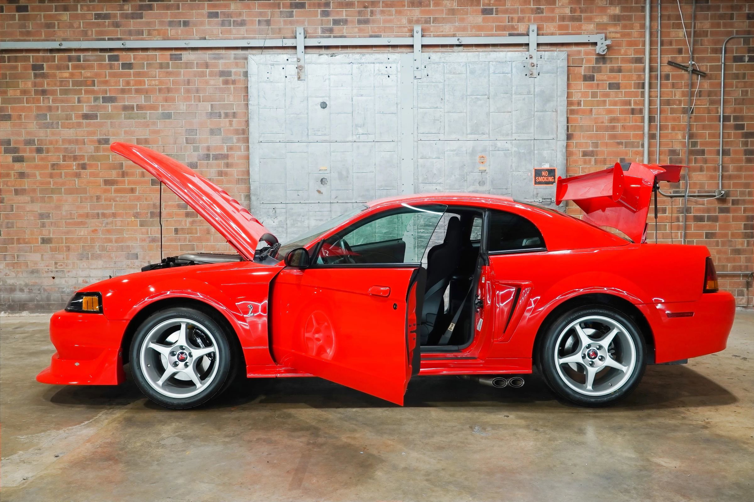 Used 2000 Ford Mustang Cobra RWD image 28