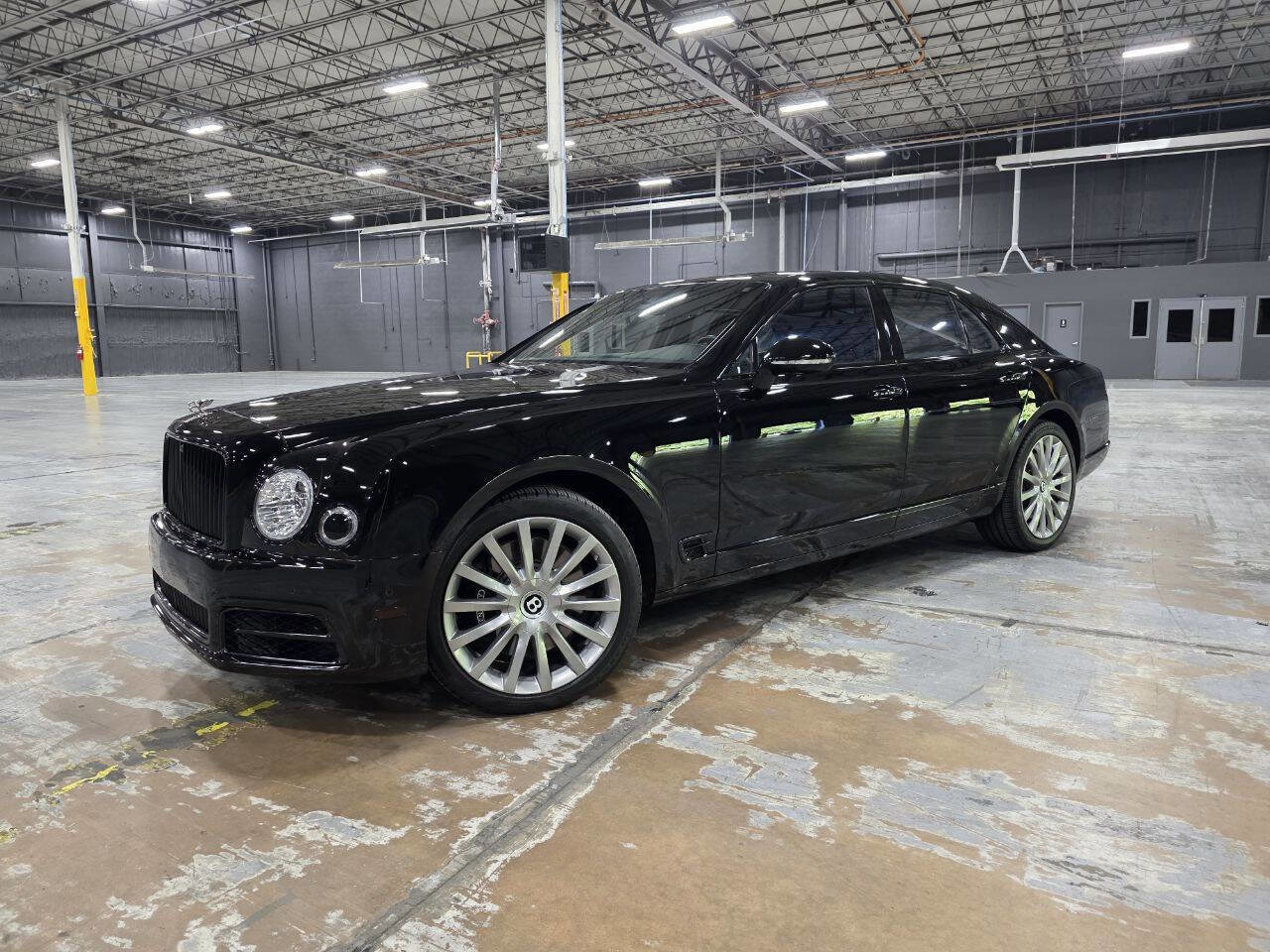 Used 2017 Bentley Mulsanne RWD image 1