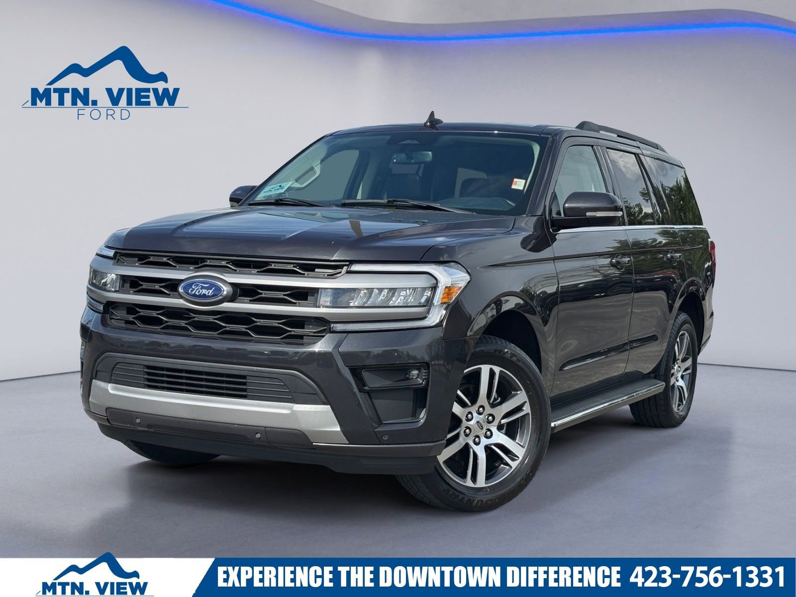 Used 2023 Ford Expedition XLT image 1
