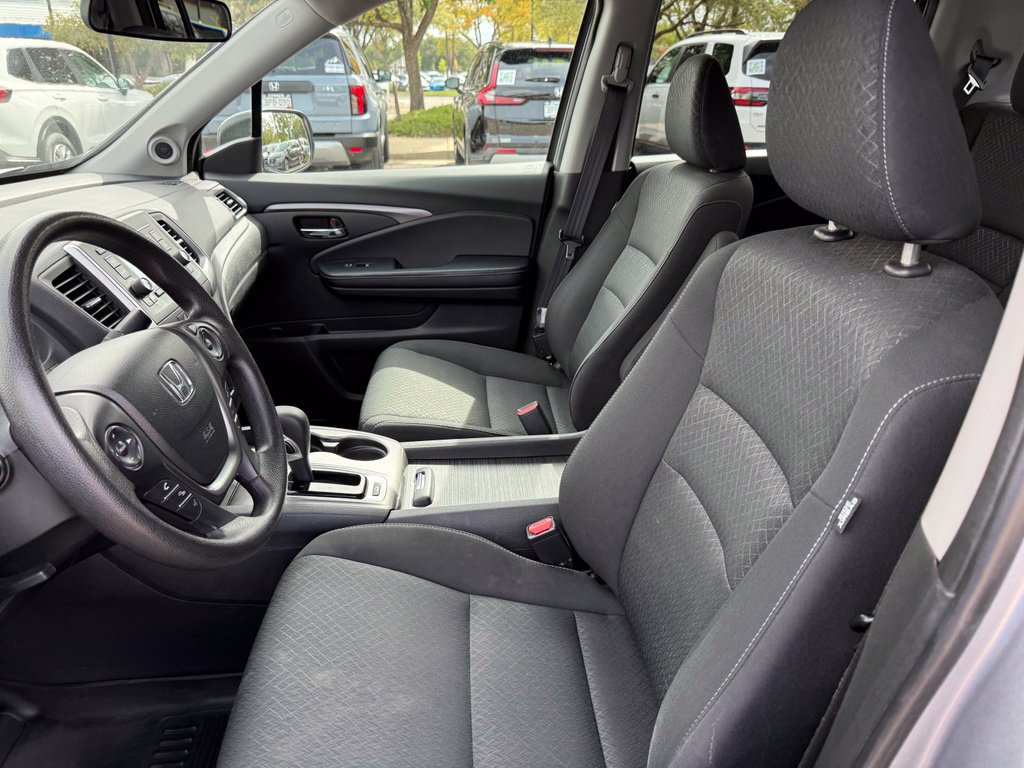 Used 2017 Honda Ridgeline RT image 12