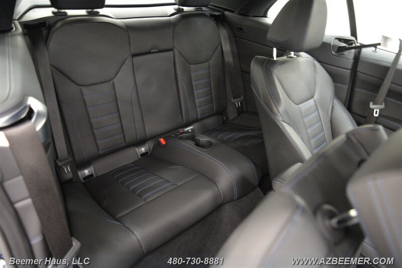 Used 2025 BMW M440i Convertible RWD image 18