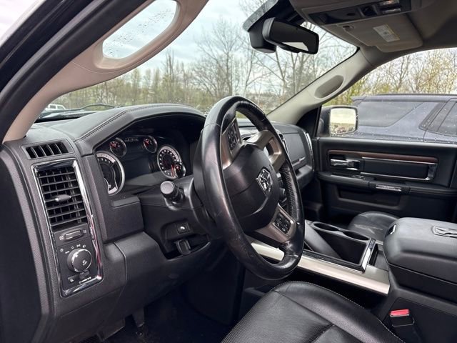Used 2015 RAM 1500 Laramie w/ Convenience Group image 8