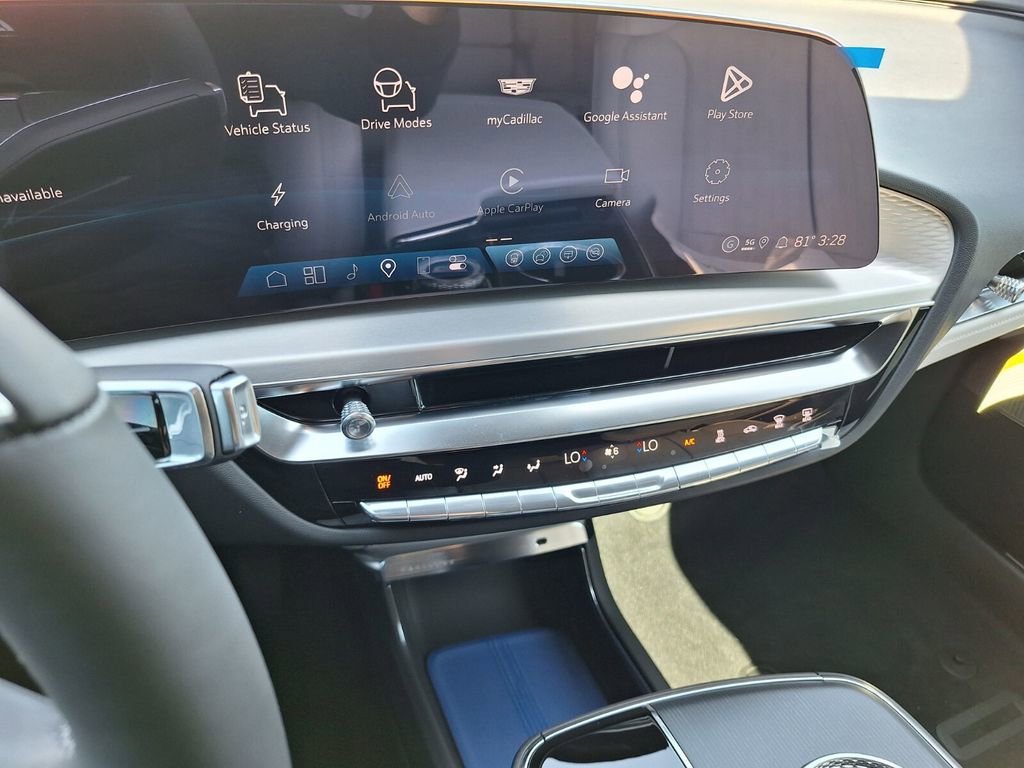 New 2026 Cadillac Lyriq Premium Sport w/ LPO, ONYX Package image 15