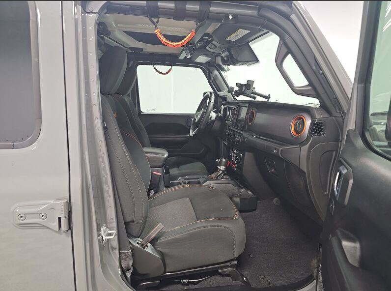 Used 2021 Jeep Gladiator Mojave AWD/4WD image 17