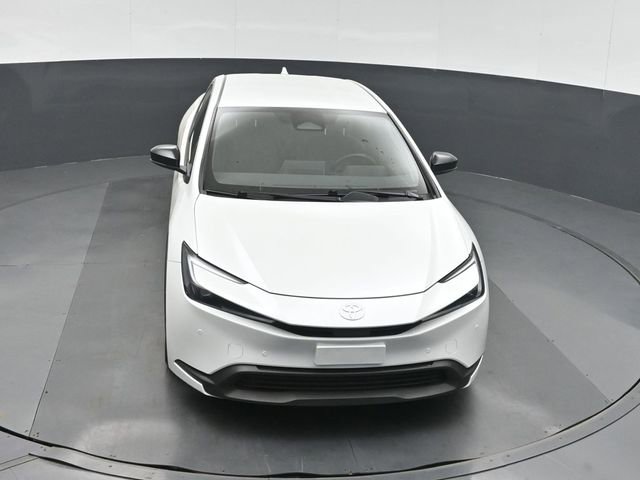 Used 2025 Toyota Prius LE FWD image 36