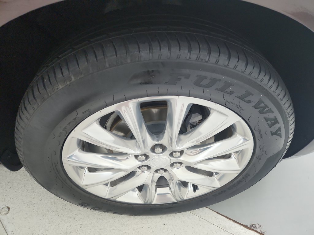 Used 2018 Buick Enclave Premium FWD image 37