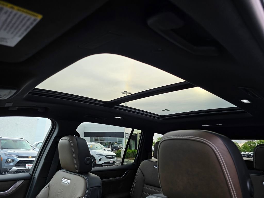 New 2026 GMC Acadia Denali Ultimate AWD/4WD image 24