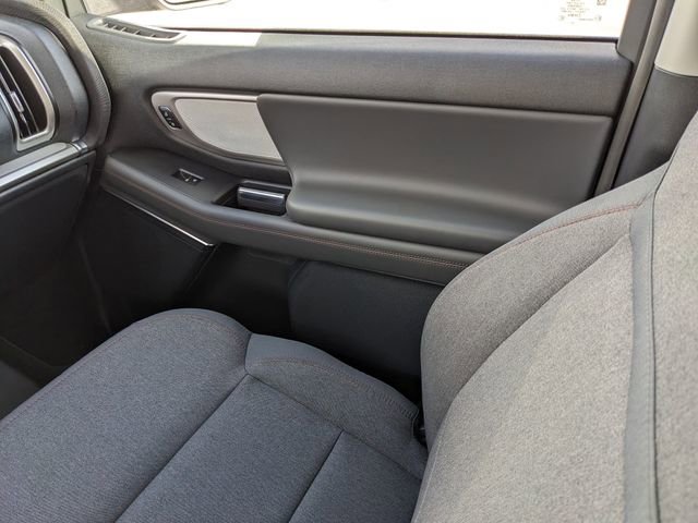 New 2025 Ford Expedition Active image 17