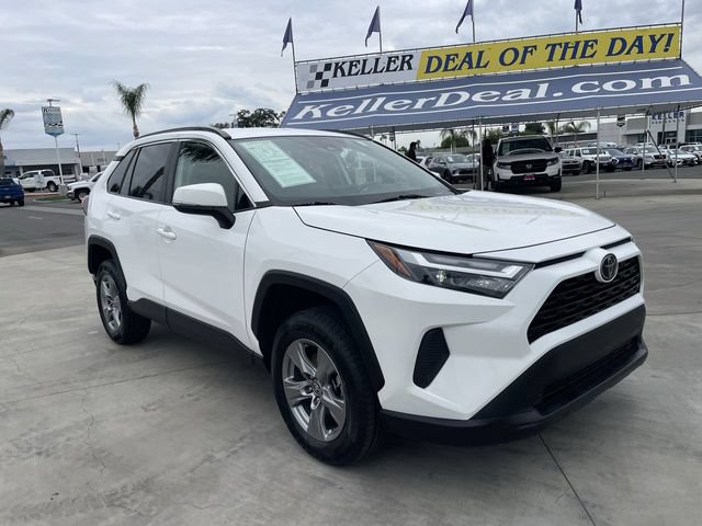 Used 2024 Toyota RAV4 XLE FWD image 2