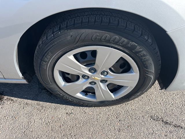 Used 2018 Chevrolet Cruze LS image 17