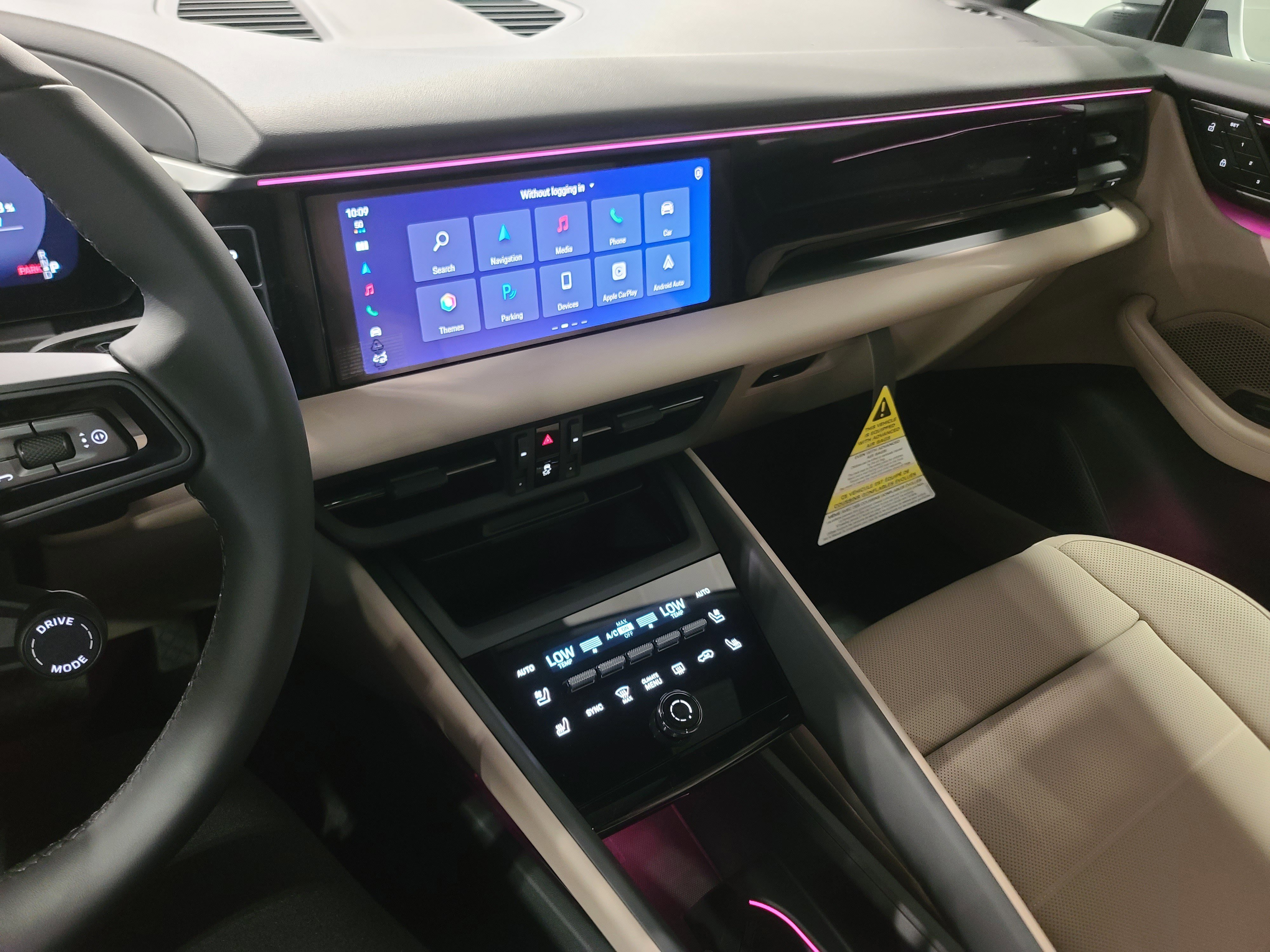 New 2026 Porsche Macan Electric RWD image 20