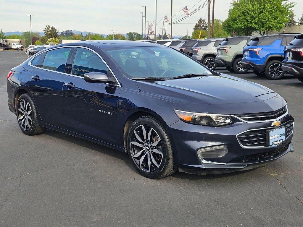 Used 2017 Chevrolet Malibu LT w/ True North Edition FWD image 8