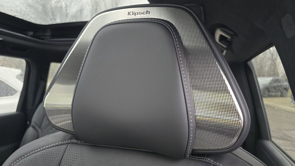 New 2026 INFINITI QX80 Autograph w/ Premium Cargo Package image 11